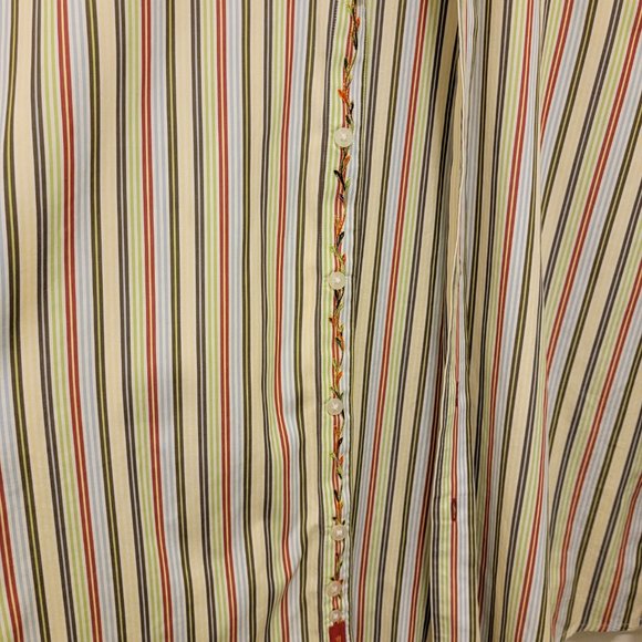 Robert Graham Men's Medium Button Down Striped Shirt - Picture 7 of 8